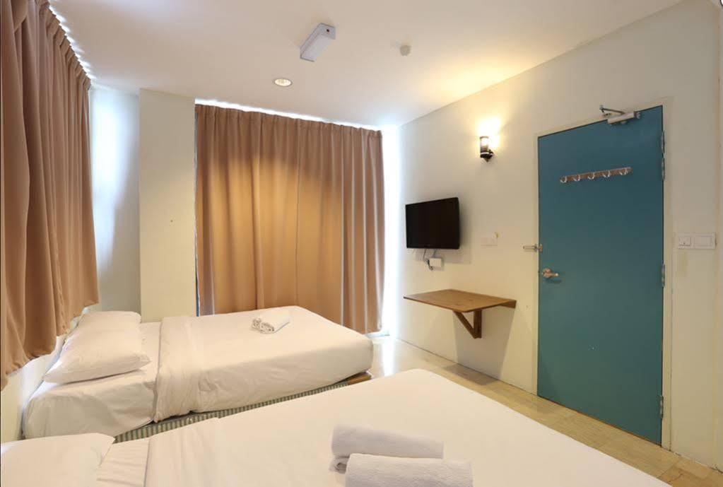 New Town Hotel Usj Sentral Субанг-Джая Экстерьер фото