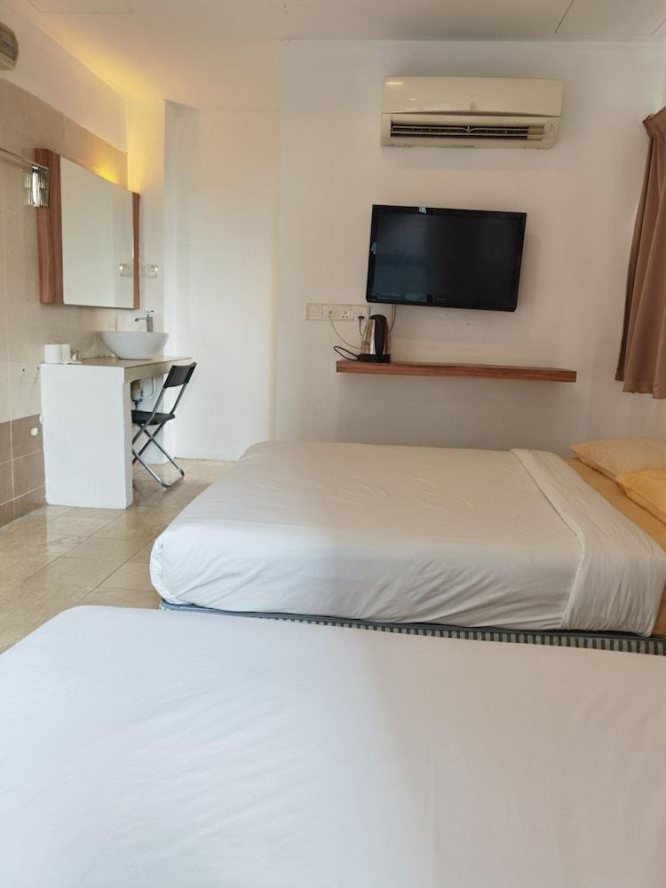 New Town Hotel Usj Sentral Субанг-Джая Экстерьер фото